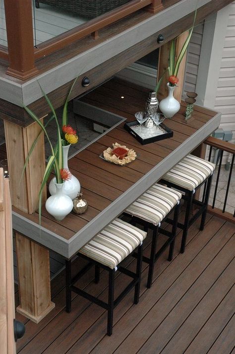 counter/bar under deck Bar Under Deck, Under Deck Bar, Under Deck Landscaping, Under Deck Ideas, Hot Tub Bar, Patio Under Decks, Outdoor Bar Ideas, Diy Outdoor Patio, Bar Countertops