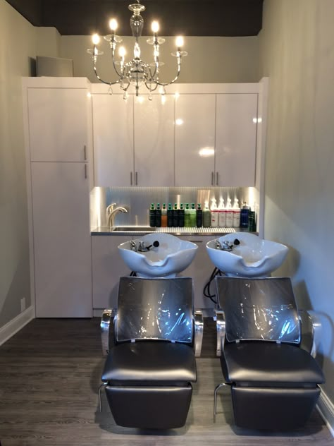 shampoo bowls with custom cabinets #interiors #salon #atelies113 Desain Salon Kuku, Small Salon Designs, Small Hair Salon, Salon Interior Design Ideas, Small Salon, Salon Design Ideas, Hair Salon Ideas, Home Hair Salons, Salon Shampoo