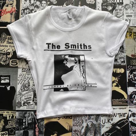 The Smiths Clothes, Gothic Vintage Aesthetic, Paint Patterns, White Crop Tops, Geometric Clothing, Retro Skirt, Ruched Maxi Dress, Xmas List, Gothic Vintage