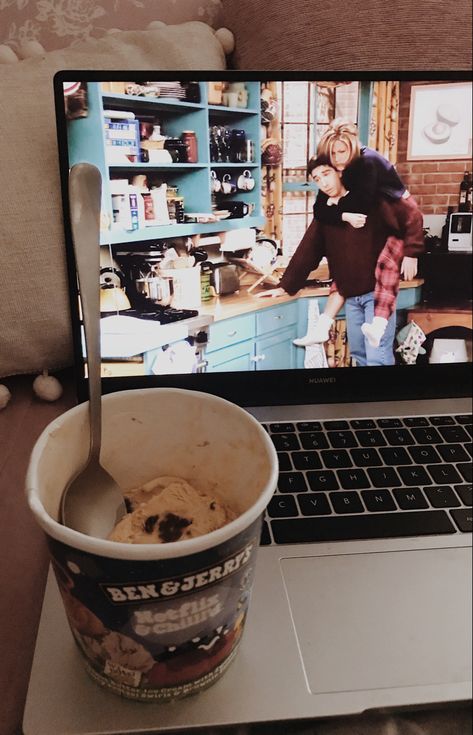 Cream Bed, Bed Inspiration, Ice Cream Pictures, Watching Friends, Midnight Cravings, Netflix Chill, Ice Cream Tubs, Bedding Inspiration, Ice Cream At Home