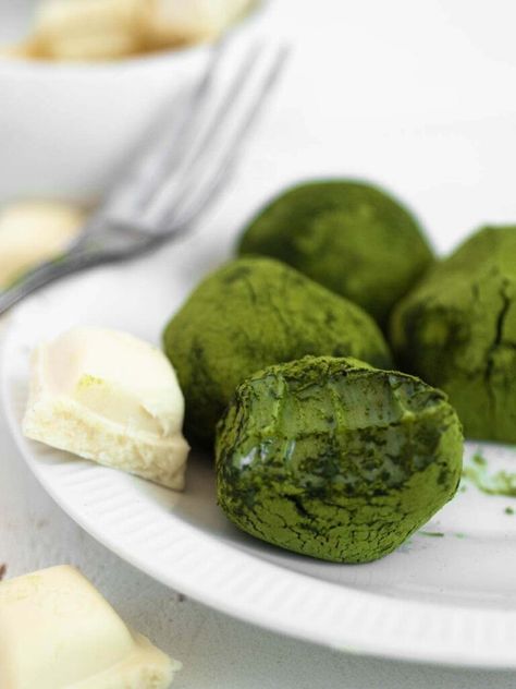 3-Ingredient Matcha Truffles - Catherine Zhang Matcha Truffles Recipe, Matcha Truffles, Catherine Zhang, Asian Appetizers, White Chocolate Truffles, Matcha Recipes, Matcha Chocolate, Truffles Recipe, Homemade Condiments