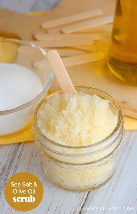 Olive Oil Scrub, Sugar Body Scrub Diy, Scrub Homemade, Salt Scrubs, Sea Salt Scrubs, Body Scrub Recipe, Homemade Scrub, Scrub Corpo, Diy Body Scrub