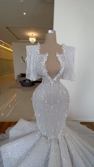 Vow Renewal Dresses, Minna Fashion, Vow Renewal Dress, Valdrin Sahiti, Glamorous Dress, Glamorous Dresses, Vow Renewal, Black Art, Mermaid Wedding Dress