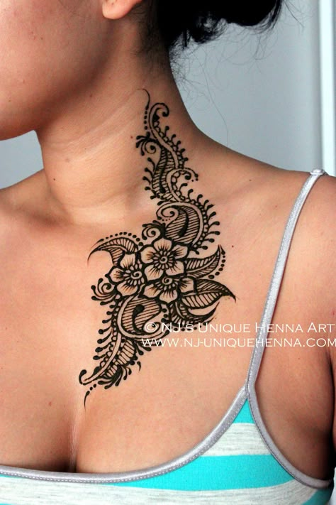 Kenia's henna body art from neck to chest 2013 © NJ's Unique Henna Art | Flickr Chest Henna, Henna Neck, Neck Henna, Henna Chest, Shoulder Henna, Body Henna, Tattoo Sonne, Back Henna, Tattoo Hip