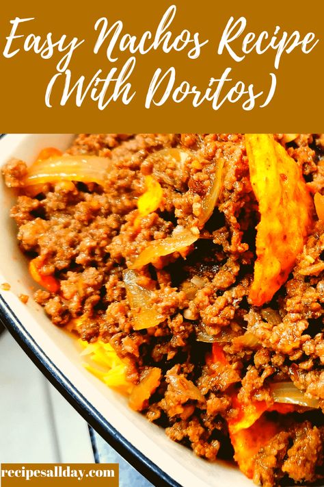 This easy nachos recipe with the spicy mince and Doritos is as Mexican as you get. Because the dish is so spicy and cheesy, it is quite filling and you do not need a large portion. Have something to drink handy when enjoying this spicy meal. It should not stand over - the Doritos lose their crispness after a while. #nachos #doritos #dinner #yummy #delish Recipe With Doritos, Easy Nachos Recipe, Doritos Loaded, Spicy Doritos, Spicy Sweet Chili Doritos, Doritos Recipes, Easy Nachos, Nachos Recipe Easy, Dinner Yummy