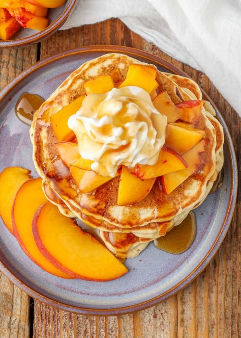 Peach Pancakes Peach Food, Peach Breakfast, Peach Sauce For Waffles, Quick Peach Breakfast, Peach Pancake Topping, Pancakes Aesthetic, Peach Pancakes Healthy, Peaches And Waffles, Peaches And Cream Pancakes