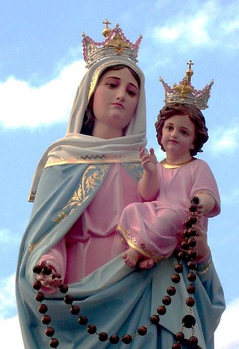 Our Lady of the Rosary of San Nicolás, Argentina – 25 September:An ordinary housewife, a mother and grandmother who had no formal education and no knowledge of the Bible or theology claimed that she was visited by the Blessed Mother daily for a period of over 6 years. She reportedly additionally received 68 messages from Jesus Our Lady Of Rosary, Mary Jesus Mother, Our Lady Of The Rosary, Lady Of The Rosary, Holy Saturday, Jesus Mother, The Transfiguration, San Nicolas, Christ The King