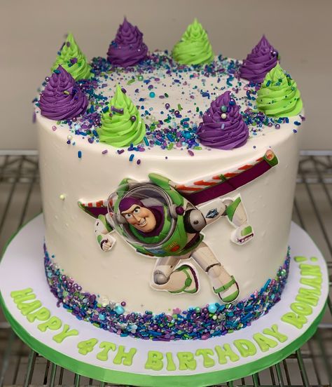 Pastel Buzz Lightyear, Light Year Cake, Buzz Light Year Cake, Small Cakes Ideas, Buzz Lightyear Cake, 2nd Birthday Themes, Second Birthday Party Ideas, Lightyear Party, Buzz Lightyear Party