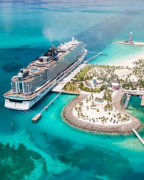 🏝️💦 Caribbean hues in Ocean Cay 🚢 MSC Seascape looks beautiful docked over there, don’t you think? 😍 The vibrant colors of the Caribbean make every moment feel magical. Where would you rather be right now? ✨ Tons caribenhos em Ocean Cay 💦💚 #MSCSeascape #OceanCay #CaribbeanVibes #CruiseLife #CruiseShip #CruiseVacation #TravelGoals #Wanderlust #Cruisexperience #cruise #cruising #sea #vacation #caribbean #bahamas #bahamascruise Msc Seascape, Group Picture Poses, Sea Vacation, Bahamas Cruise, Msc Cruises, Vision Board Manifestation, Cruise Ships, I Want To Travel, Caribbean Cruise