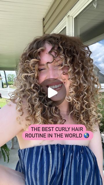 Barbara DelleMonache | CurlVitality on Instagram: "My signature curly hair routine that I do 99.9% of the time 💖 SAVE this post for later  and yes, I truly do believe it’s the BEST curl routine in the WORLD 😘  I change up my products each wash day based on what my hair needs. I recommend trying @curlsmonthly if you’re not sure what products your hair likes yet, BUT here’s the products I used this wash day:  @lusbrands shampoo (use code ITSBARBIEDELLE) @voirhaircare rain hair mask  @theouai curl cream @camillerosenaturals curl maker gel @bread oil @bouncecurl brush" Curl Maker, Best Curl Cream, Curly Hair Cream, Curl Routine, Bread Oil, 100k Views, Shampoo For Curly Hair, Waves Curls, Wash Day