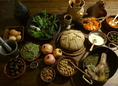 Ancient Roman dinner – Trullo Cicerone Ancient Greek Food Recipes, Ancient Food Recipes, Ancient Greece Food, Ancient Greek Food, Roman Feast, Fall Reset, Ancient Roman Food, Roman Recipes, Ancient Aesthetic