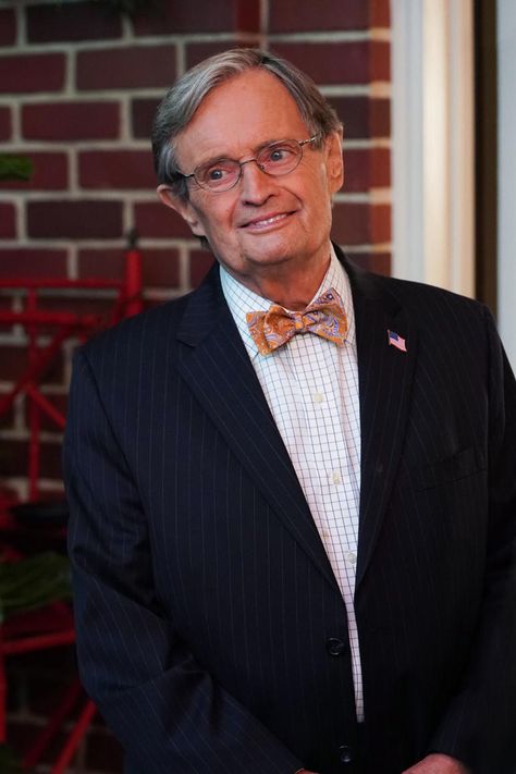 David McCallum, Scottish actor best known for his roles as Dr. Donald “Ducky” Mallard on “NCIS" and “The Man from U.N.C.L.E” dies. Ducky Mallard, Ncis Stars, Robert Vaughn, Leroy Jethro Gibbs, David Mccallum, Michael Weatherly, Mark Harmon, Scottish Actors, The Man From Uncle