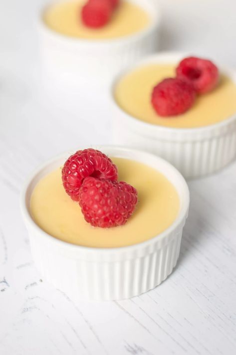 Lemon Posset Recipe, Posset Recipe, Lemon Posset, Custard Flan, Lemon Bar, Lemon Dessert, Cream Desserts, Köstliche Desserts, Lemon Desserts