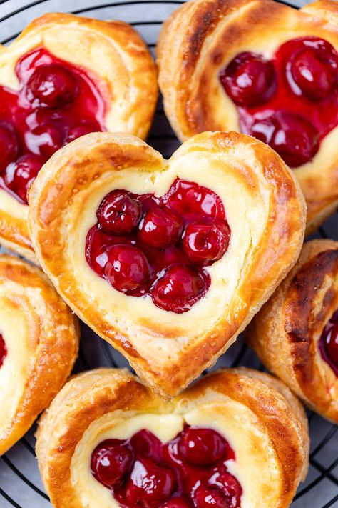 Food With Puff Pastry, Cherry Almond Pastry, Cherry Cheesecake Danish, Cherry Pie Tarts, Puff Pastry Danish Shapes, Mini Cheese Danish, Raspberry Cheese Danish, Puff Pastry Cream Cheese Fruit Tarts, Snack Ideas For Party Finger Foods