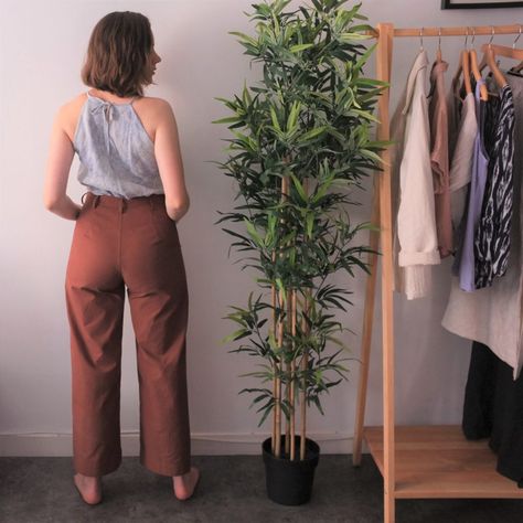 Summer of Basics Part 2 – The Persephone Pants | The German Edge Persephone Pants, Pants Tutorial, Teacher Vibes, Trouser Pattern, Making Clothing, Eva Dress, Knit Vest Pattern, Catwalk Collection, Clothes Making