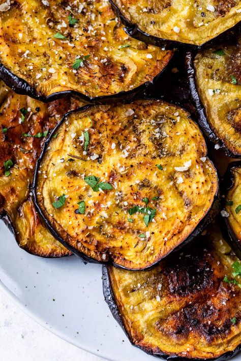 Air Fryer Eggplant – WellPlated.com Baby Eggplant Recipes, Fried Eggplant Recipes, Eggplant Side Dishes, Vegan Eggplant Recipes, Air Fryer Eggplant, Eggplant Recipes Healthy, Cooking Eggplant, Air Fryer Vegetables, Crispy Eggplant