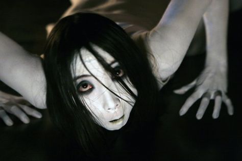 dfsa Jeff The Killer Aesthetic, Kayako Saeki, The Grudge Movie, Ju On The Grudge, The Grudge 2, Tv Tattoo, Asian Horror, Scariest Movies, Human Centipede