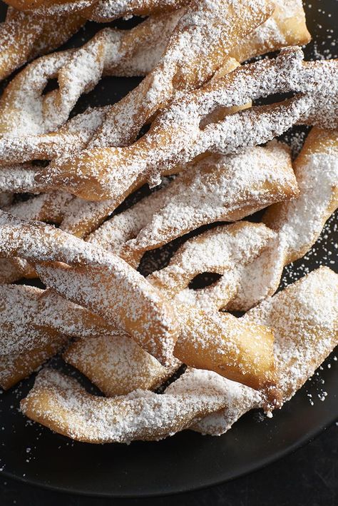 Traditional fried Polish cookies for the holidays. Chrusciki Recipe, Polish Cookies, Polish Dishes, Polish Desserts, Polish Foods, Ukrainian Food, Vanilla Oil, Ukrainian Recipes, King Food