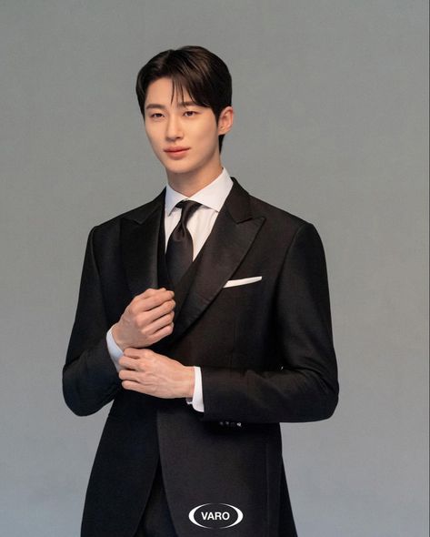 Seok Byeon, Sun Jae, Byeon Woo Seok, Kpop Kdrama, My Type, K Dramas, Korean Actors, Korean Drama, K Drama