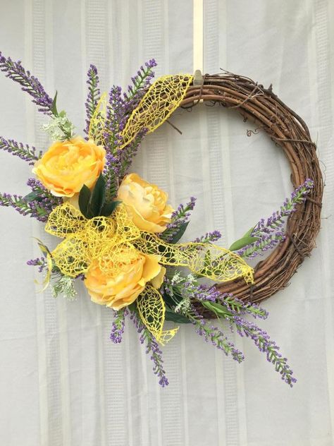 Yellow Wreaths, Wreath Ideas For Front Door, Door Wreaths Spring, Summer Wreath Ideas, Sunflower Burlap Wreaths, Summer Wreaths For Front Door, Yellow And Lavender, Summer Wreath For Front Door, Yellow Wreath