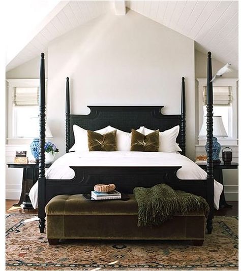 When to Decorate Above the Bed…And When Your Shouldn’t 4 Poster Bed, Four Post Bed, Affordable Bedroom, Gallery Furniture, Furniture Gallery, Pulaski Furniture, Four Poster Bed, Serene Bedroom, Four Poster