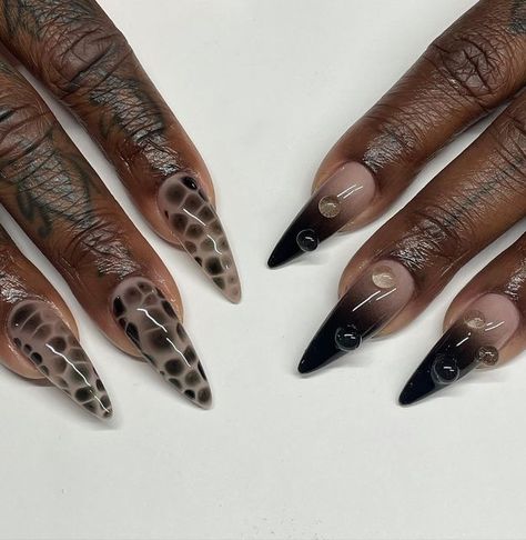 Moth Nails, Nail Ideas Y2k, Ella Woods, At Home Nail Ideas, Snake Skin Nails, Y2k Chrome, Punk Nails, Nail Candy, Dope Nail Designs