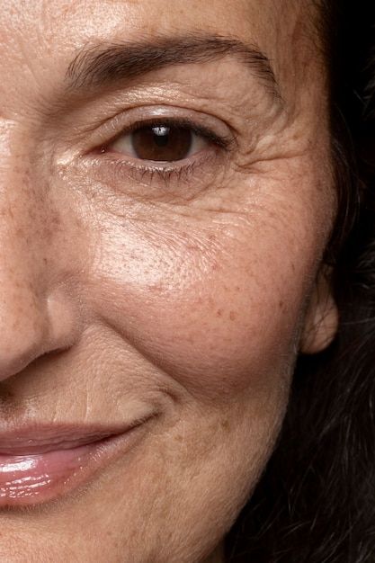 Close up on face pores texture | Premium Photo #Freepik #photo #beauty #clean #skin-care #features Close Up Faces, Face Pores, Skin Aesthetics, Face Care Routine, Face Aesthetic, Face Wrinkles, Wrinkled Skin, Skin Problems, Face Skin