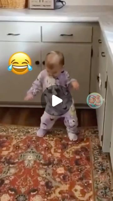 Baby Dancing Video, Baby Funny Videos, Babies Dancing, Dancing Children, Funny Babies Dancing, Big Baby Dolls, Baby Dancing, Funny Babies Laughing, Baby Dance