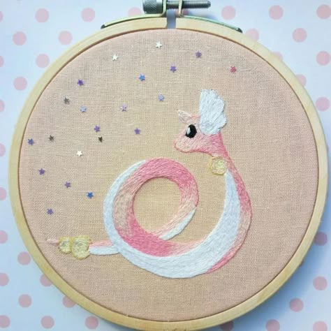 Pokemon Embroidery, Cute Embroidery, Sewing Embroidery Designs, Hand Embroidery Art, Embroidery Hoop Art, Embroidery Craft, Embroidery Cross Stitch, Stitching Art, Embroidery Cross