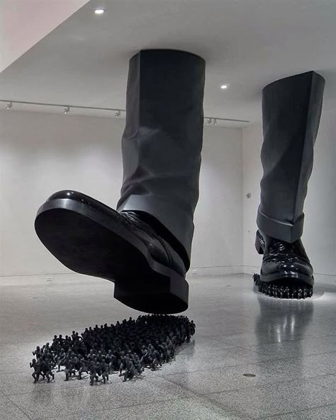 Do Ho Suh, Arte Peculiar, Tiny People, Wow Art, Korean Artist, Sculpture Installation, Art Installation, Art Installations, Land Art