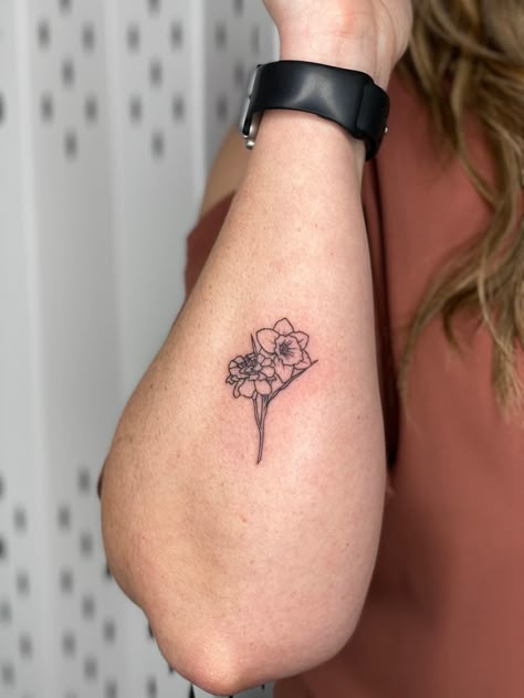 Dafodill And Marigold Tattoo, Daffodil Carnation Tattoo, Marigold Daffodil Tattoo, Narcissus And Marigold Flower Tattoo, Daffodil And Cosmos Tattoo, Daffodil And Chrysanthemum Tattoo, Marigold And Daffodil Tattoo, Floral Tattoo On Forearm, Rose And Daffodil Tattoo