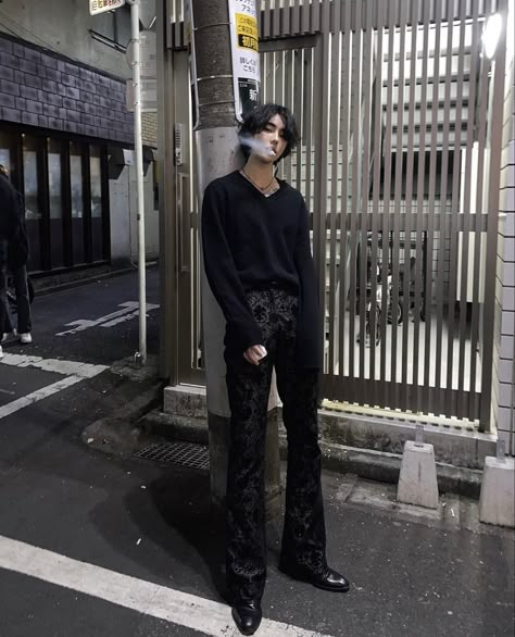 Yakuza Outfit, Guy Fits, Street Style Outfits Men, Street Fashion Men Streetwear, Jersey Style, Future Outfit, Studded Belt, Shorts Cargo, Fashion Now