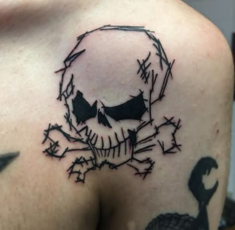 Cod Mw2 Tattoo, Skull Tattoos Aesthetic, Grunge Skull Tattoo, Friday The Thirteenth Tattoo Flash, Y2k Skull Tattoo, Small Animal Skull Tattoo, Simple Alternative Tattoos, Grunge Tatoos Ideas, Cool Emo Tattoos