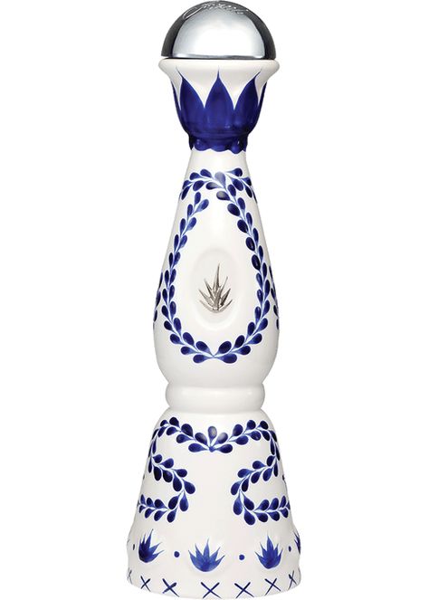 Mexico- An ultra-premium Tequila made of 100% Tequilana Weber Blue Agave. The 8 month aging gives this sipping Tequila an amazing balance, body and flavor. Each bottle is hand-made and hand-painted by artisans in a small village in Mexico, so each one is a unique piece. Clase Azul Reposado Tequila, Best Sipping Tequila, Best Tequila Brands, Blue Agave Plant, Sipping Tequila, Blender Drinks, Low Alcohol Drinks, Best Tequila, Silver Tequila