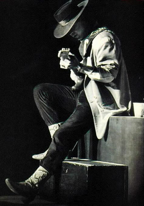 Mundo Hippie, Arte Jazz, Stevie Ray Vaughn, Blues Musicians, Ray Vaughan, Stevie Ray Vaughan, We Will Rock You, Soul Jazz, Stevie Ray