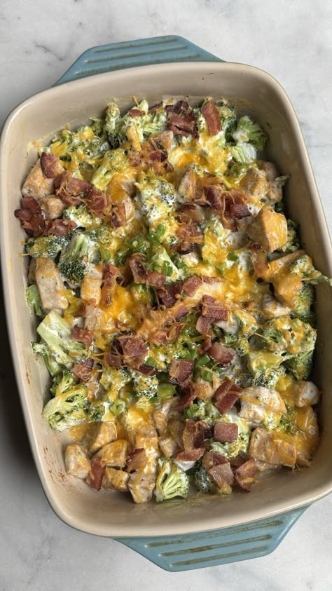 Jalapeno Popper Casserole — The Women's Dietitian Broccoli Jalapeño Popper Casserole, Low Carb Jalapeño Popper Chicken Bake, Jalepeno Popper Chicken Broccoli Bake, Jalapeño Popper Chicken Bake With Broccoli, Casserole Recipes High Protein, Jalapeño Chicken Casserole, Jalapeño Popper Chicken Bake, Jalapeno Poppers Casserole, High Protein Casserole Recipes