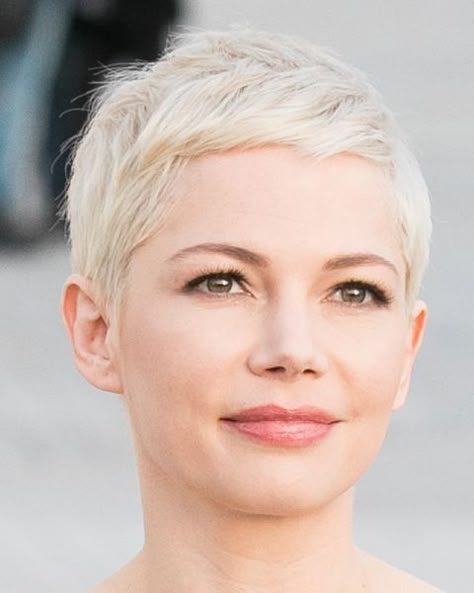 Michelle Williams Bleached Blonde Hair Michelle Williams Hair, Bleach Blonde Hair, Pixie Hair, Short Pixie Haircuts, Pixie Haircuts, Short Blonde, Michelle Williams, Short Blonde Hair, Blonde Pixie