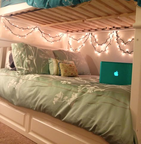 Bottom bunk style for college students! #lights #mac #bunkbeds Bottom Bunk Decor, Bottom Bunk Ideas, Bunk Bed Decorating Ideas Lights, Bunkbed Ideas, Bunk Bed Decor, Bunk Bed Decorating Ideas, Beautiful Dorm Room, Best Bedroom Ideas, Bunk Bed Ideas