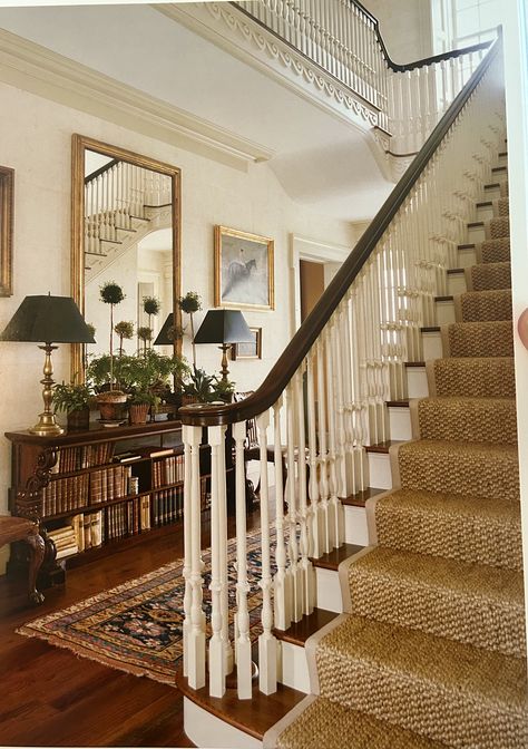 Old Money Ralph Lauren, Nancy Meyers Home, Slow Living Aesthetic, French Colonial Style, Nancy Meyers Aesthetic, Staircase Hallway, Groovy Room, Nancy Myers, Old Money House