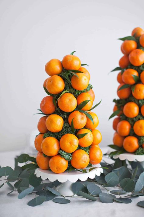 Mandarin Tree, Fruit Centerpieces, Orange Baby Shower, Orange Party, Orange Christmas, Holiday Tablescapes, Orange Baby, Front Porch Christmas Decor Ideas, Porch Christmas Decor Ideas