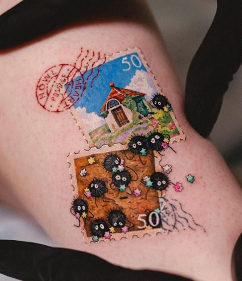 Howl's Moving Castle Tattoo, Tatuaje Studio Ghibli, Studio Ghibli Tattoo, Castle Tattoo, Ghibli Tattoo, Stamp Tattoo, Funky Tattoos, One Piece Tattoos, Cute Little Tattoos