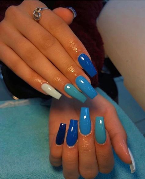 Shades of Blue Coffin Nail Design Multicolored Nails, Unghie Sfumate, Pastel Nails Designs, Book Photos, Long Acrylic Nail Designs, Blue Acrylic Nails, Cute Acrylic Nail Designs, Vibrant Nails, Simple Acrylic Nails