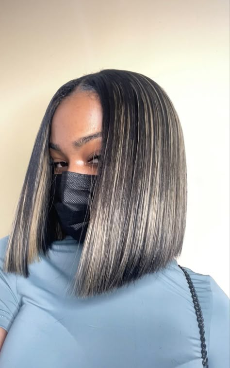 Bob Hairstyles For Black Women Blonde Highlights, Black Bob Blonde Highlights, Black Bob With Blonde Underneath, Two Toned Bob Black Women, Fine Weave Highlights, Highlights Bob Haircut Black Women, Blonde Highlights Bob Black Women, Bob With Blonde Highlights Black Women, Bob Highlights Black Women