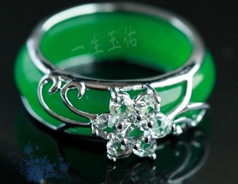 JADE on Pinterest | Jade Ring, Art deco and Cartier Green Jade Ring, Jade Charm, Jade Dragon, Jade Ring, Jade Jewelry, Jade Stone, Jade Pendant, Green Jade, Star Pendant