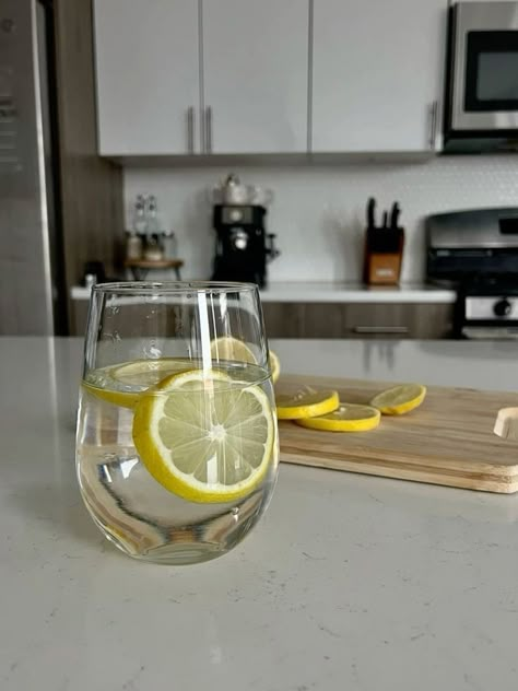 Water Aesthetic, Vision Board Images, Vision Board Photos, Vision Board Manifestation, Vision Board Inspiration, Healthy Girl, Healthy Lifestyle Inspiration, Lemon Water, Prayer Board