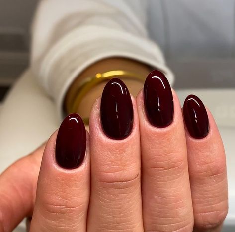 Dark Nails Short Almond, Short Almond Cherry Mocha Nails, Dark Almond Acrylic Nails, Almond Dark Nails, Short Almond Nails Dark, Almond Nails Dark Colors, Dark Oval Nails, Dark Almond Nails Designs, Short Nails Almond Shape