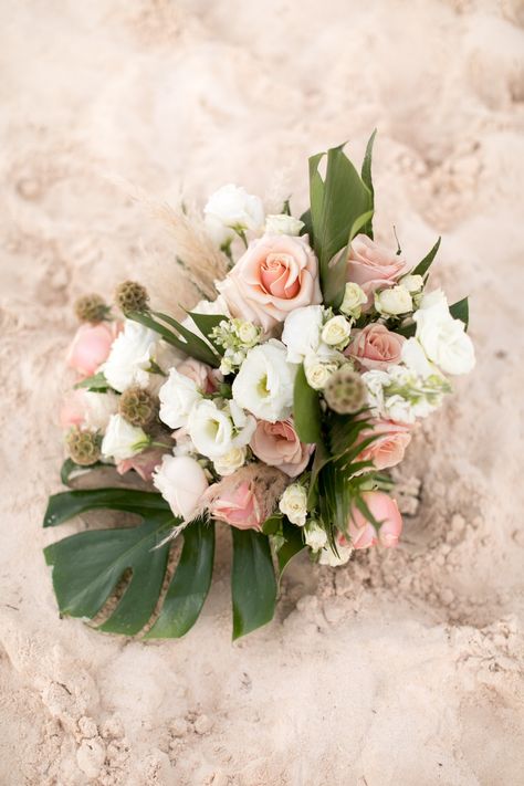 Grand Velas Riviera Maya, Destination Wedding Decor, Wedding In Mexico, Riviera Maya Weddings, Tropical Beach Wedding, Key West Wedding, Woodsy Wedding, Boho Beach Wedding, Cabo Weddings