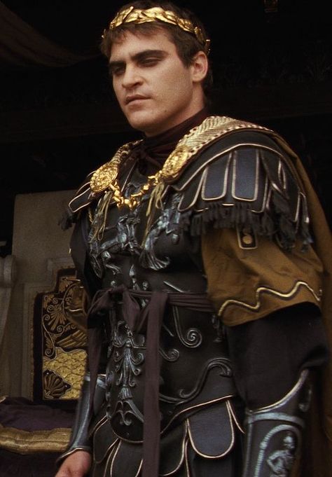 Joaquin Phoenix Gladiator, Commodus Gladiator, Roman General, Connie Nielsen, Gladiator Costumes, Gladiator 2000, Gladiator 2, Gladiator Movie, Roman Gladiators