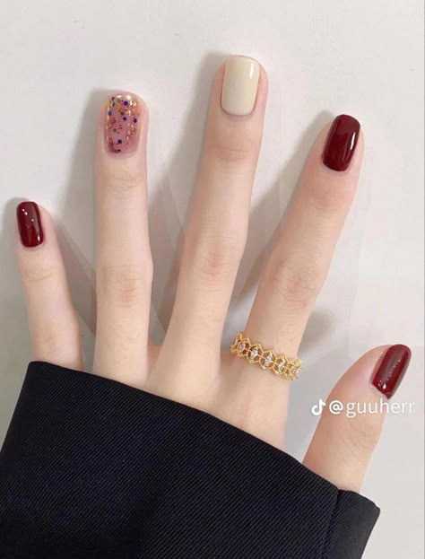 Gelish Inspo, Minimal Nail, Doing Hair, Minimal Nails Art, Designs For Short Nails, Asian Nails, Hippie Nails, Hello Nails, Subtle Nails