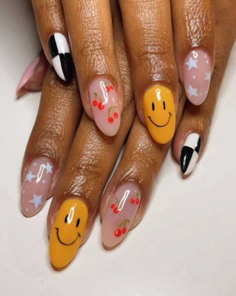 Black And White Smiley Face, Quick Nails, Manicure Acrylic Nails, Mix Match Nails, Checkered Nails, Retro Nails, Cherry Nails, Happy Nails, Nails Trends